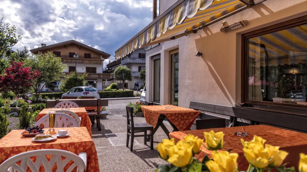 Hotel Moritz Dobbiaco Eksteriør bilde