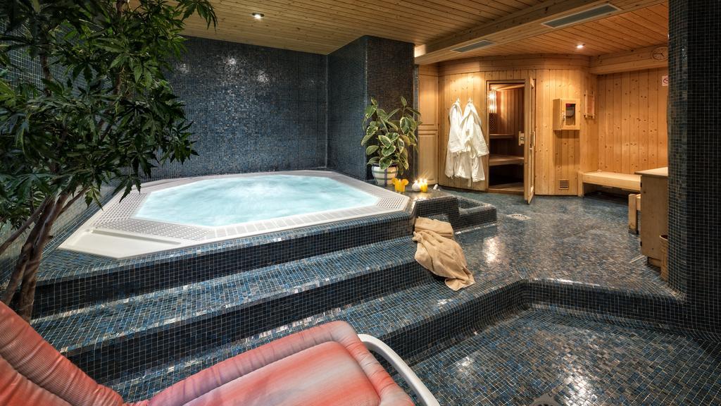 Hotel Moritz Dobbiaco Eksteriør bilde