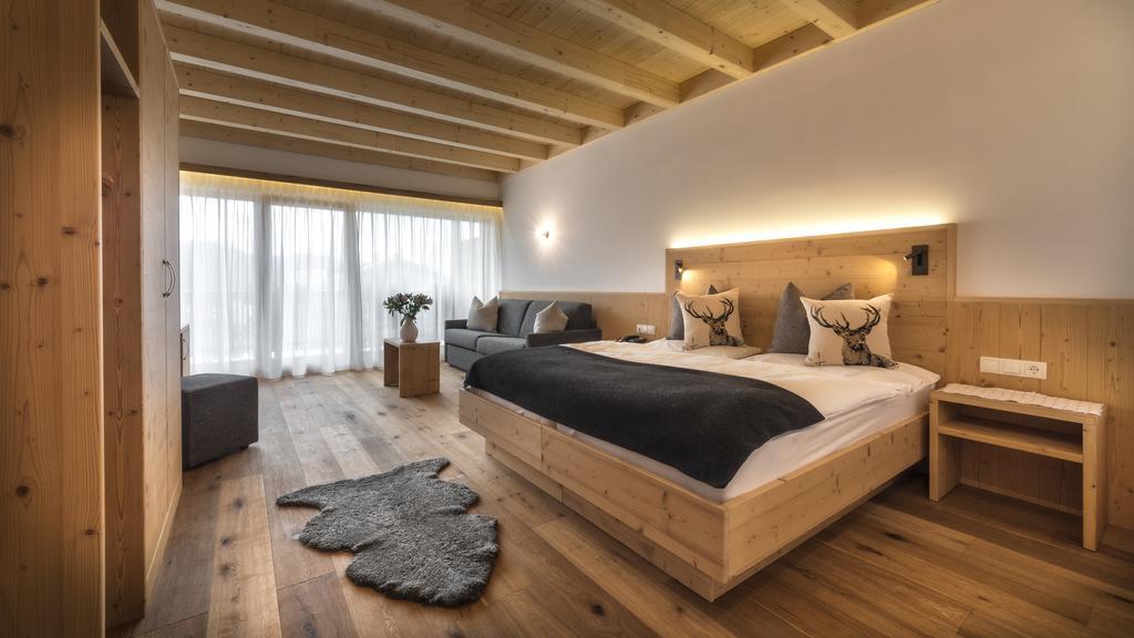 Hotel Moritz Dobbiaco Eksteriør bilde