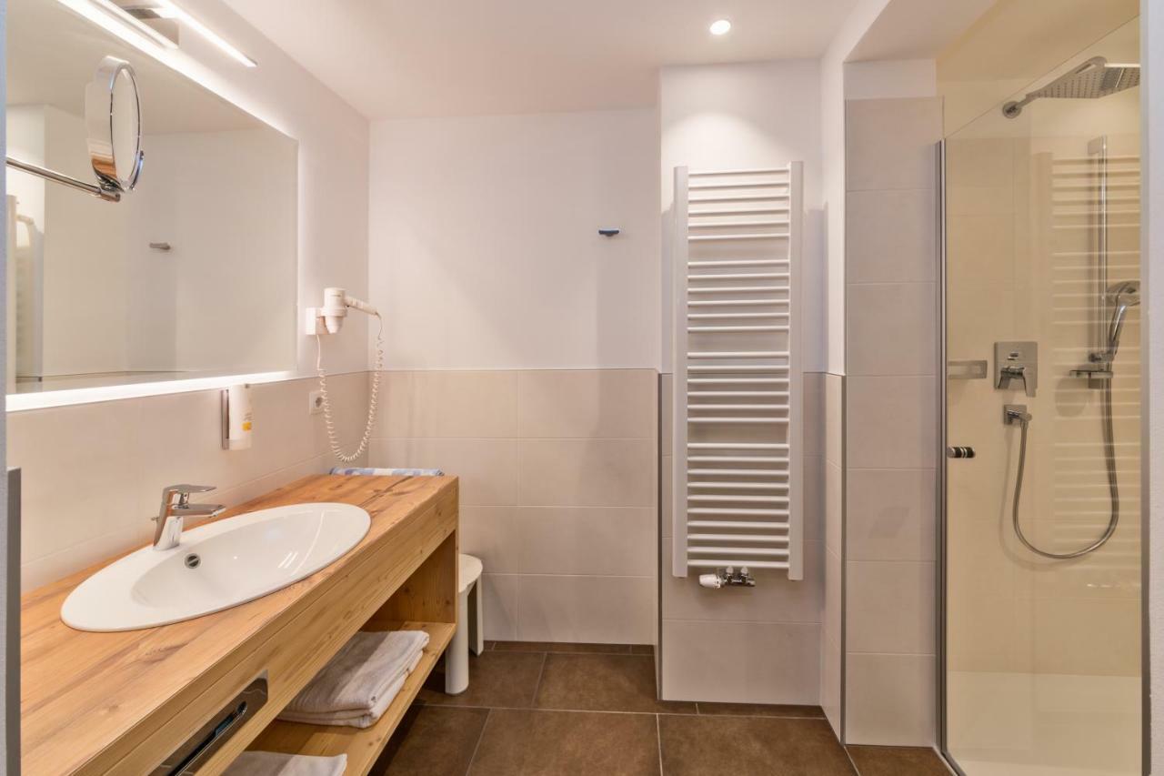 Hotel Moritz Dobbiaco Eksteriør bilde