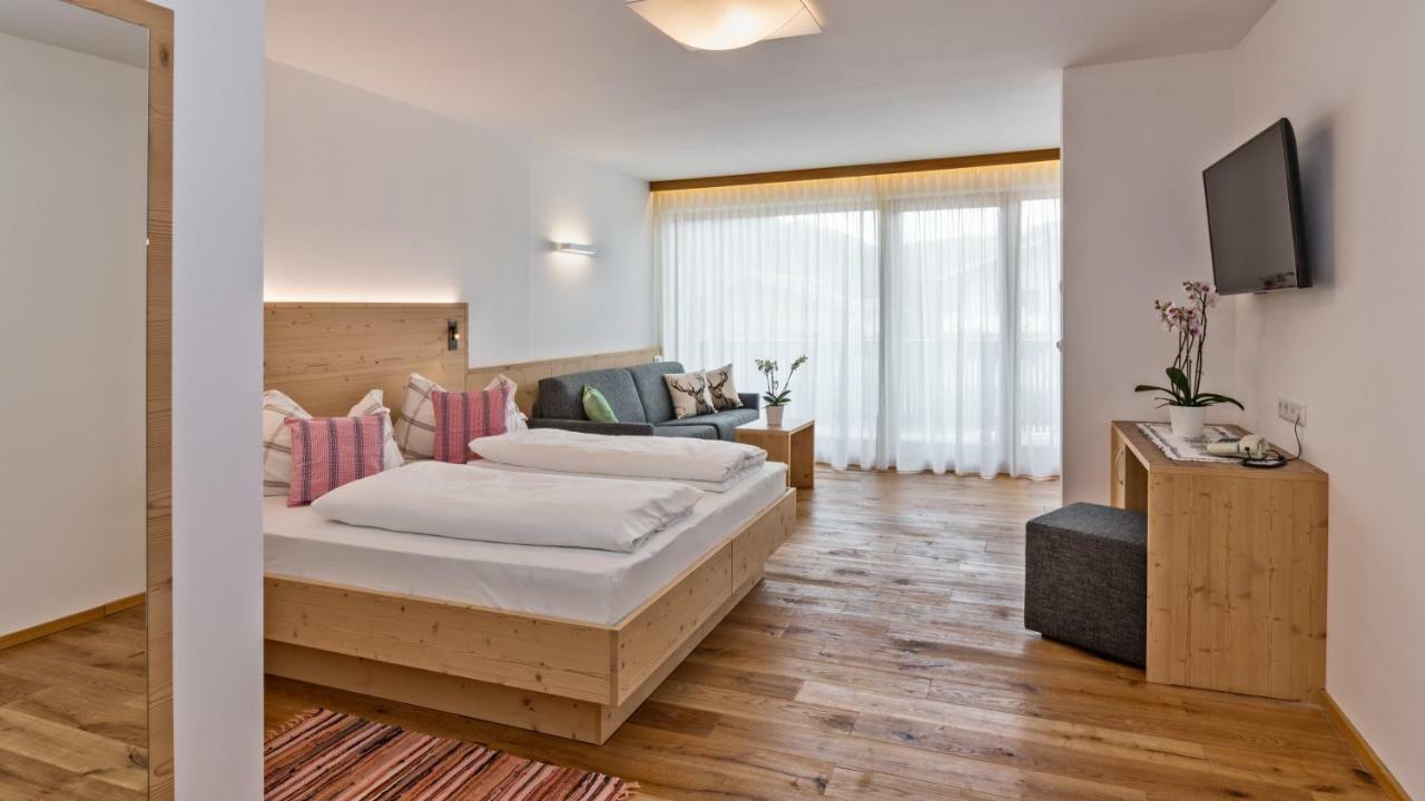 Hotel Moritz Dobbiaco Eksteriør bilde