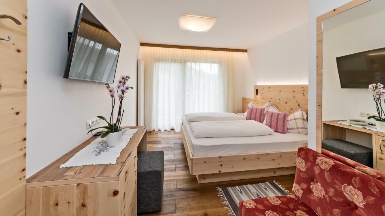 Hotel Moritz Dobbiaco Eksteriør bilde